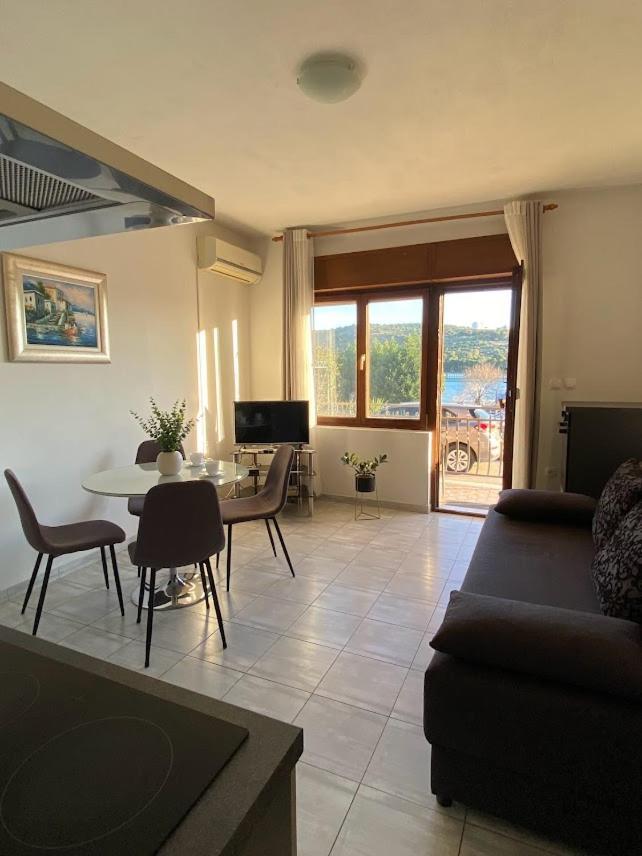 Apartment Kate Trogir Eksteriør billede